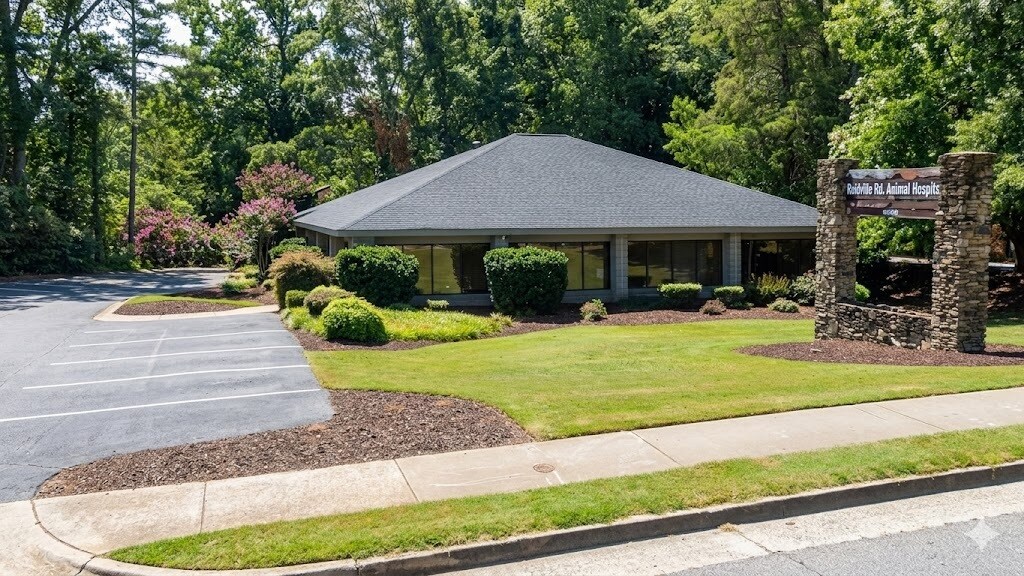 1423 John B White SR Blvd, Spartanburg, SC à vendre Photo de l’immeuble– Image 1 sur 5