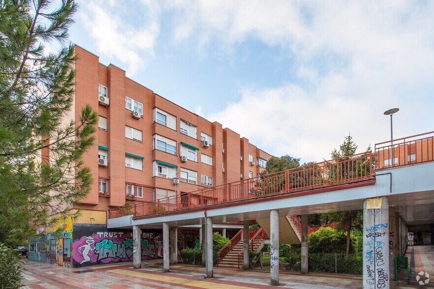 Plaza Pablo Picasso, 1-7, Rivas-Vaciamadrid, Madrid à louer - Photo de l’immeuble – Image 2 sur 7