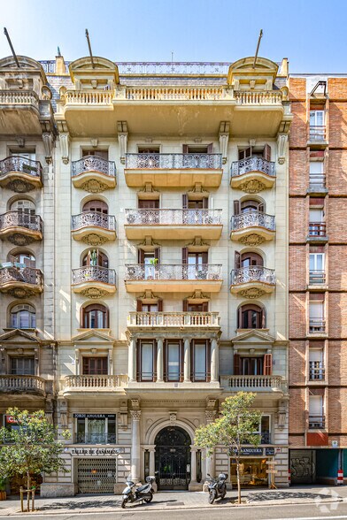Carrer De Muntaner, 269, Barcelone, Barcelona à louer - Photo principale – Image 1 sur 1