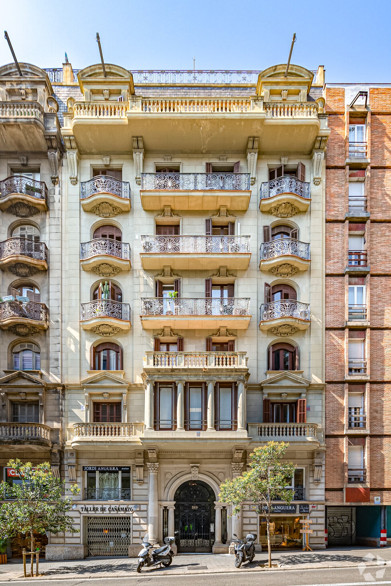 Carrer De Muntaner, 269, Barcelone, Barcelona à louer Photo principale– Image 1 sur 2