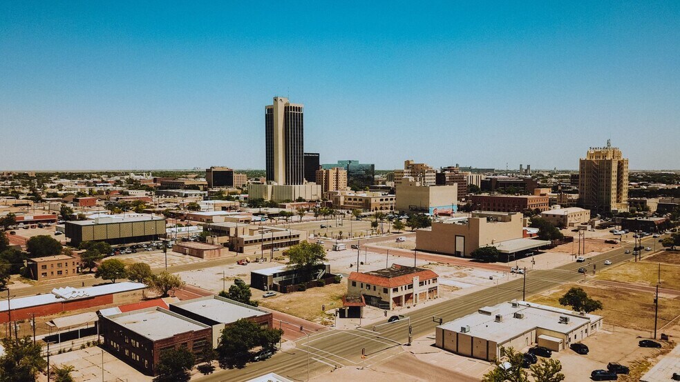 400 SW 10th Ave, Amarillo, TX à vendre - Photo de l’immeuble – Image 2 sur 4