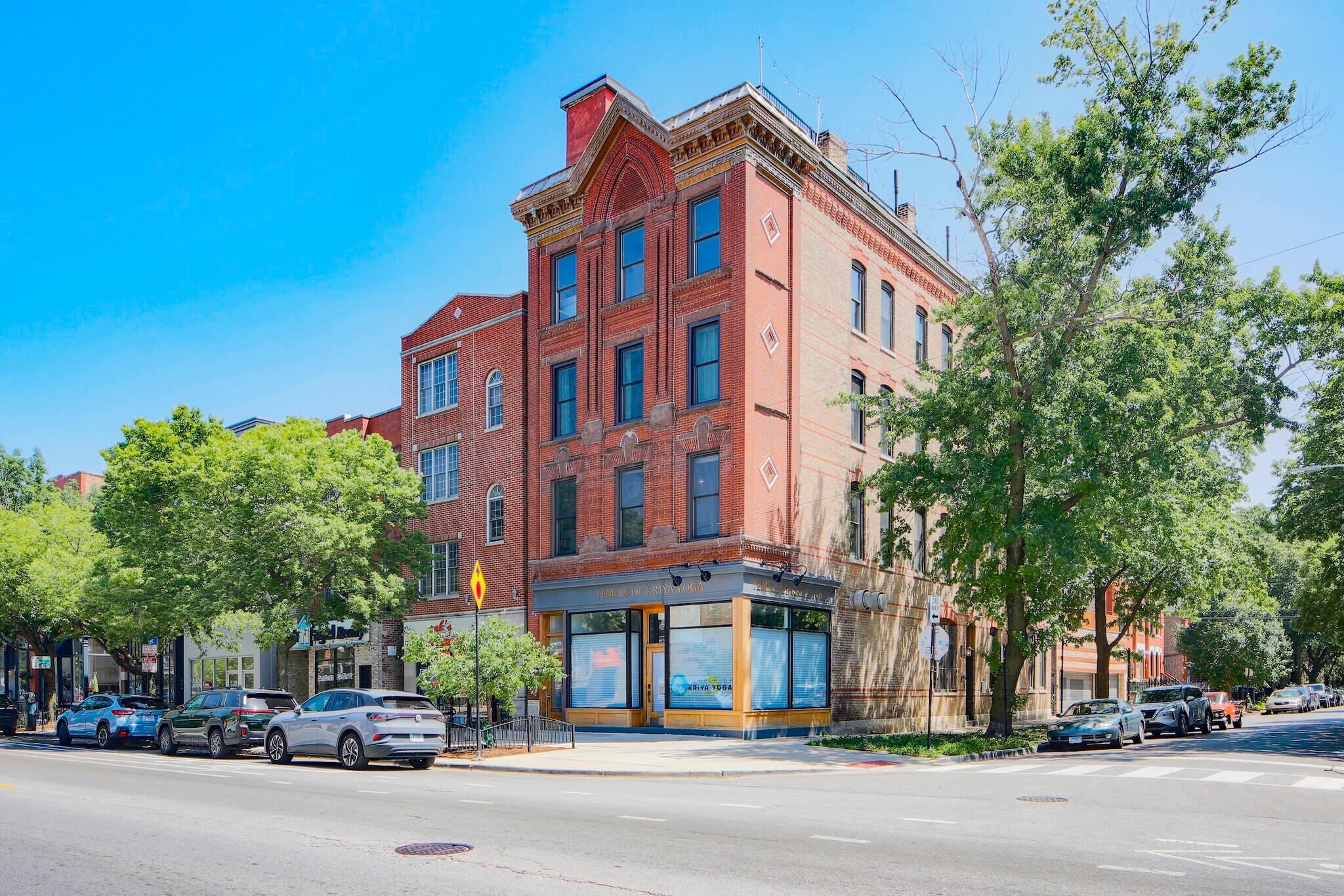 1925 W Division St, Chicago, IL à vendre Photo de l’immeuble– Image 1 sur 39