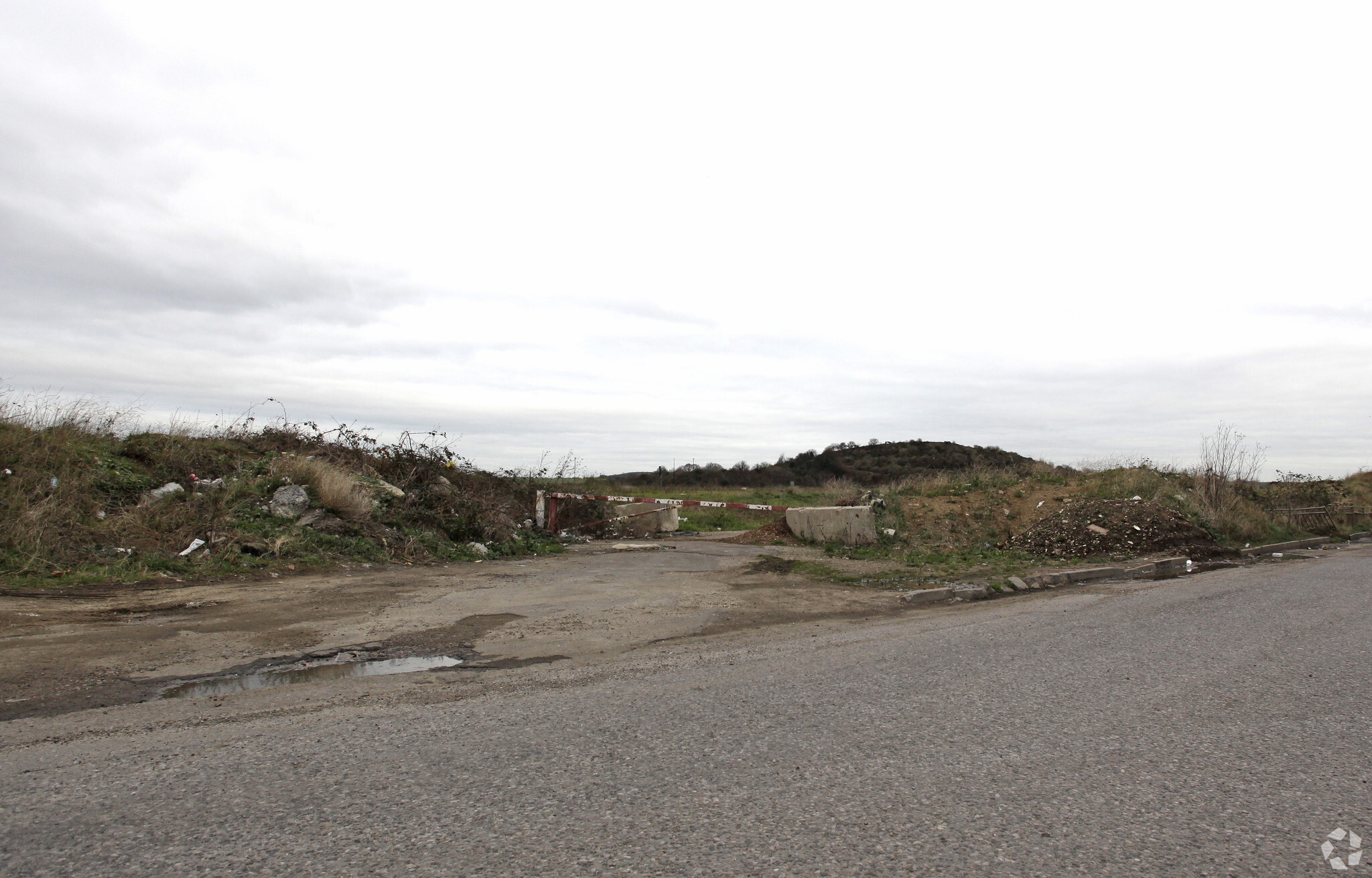 George Summers Rd, Rochester à louer Photo principale– Image 1 sur 7
