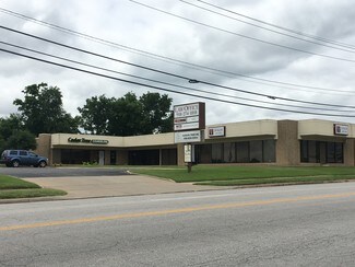 Plus de détails pour 202 S Cedar St, Owasso, OK - Bureau à louer