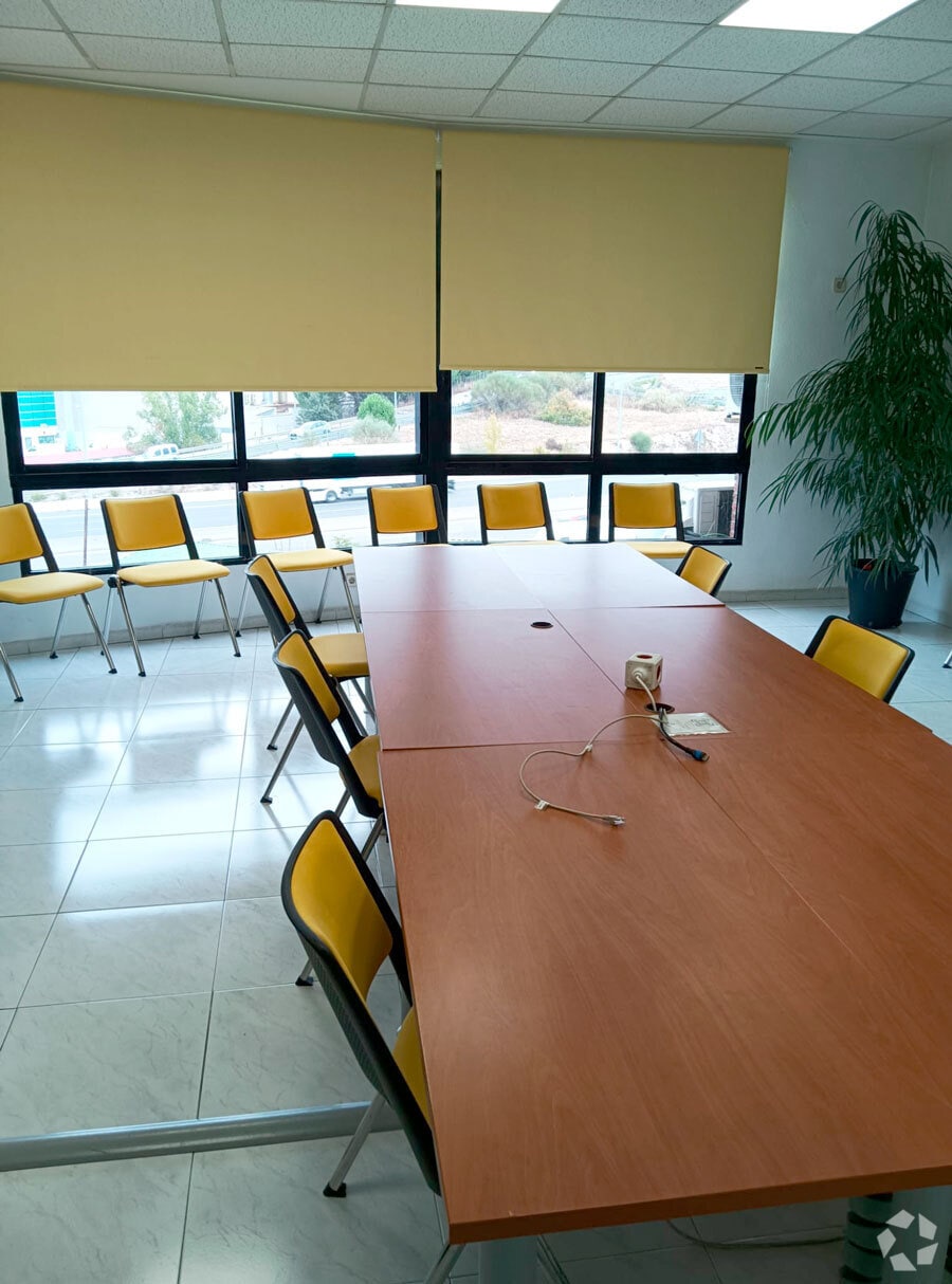 Bureau dans Collado Villalba, Madrid à vendre Photo intérieure– Image 1 sur 2
