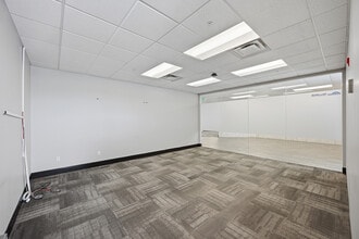 630 Plaza Dr, Highlands Ranch, CO à louer Photo intérieure– Image 1 sur 12