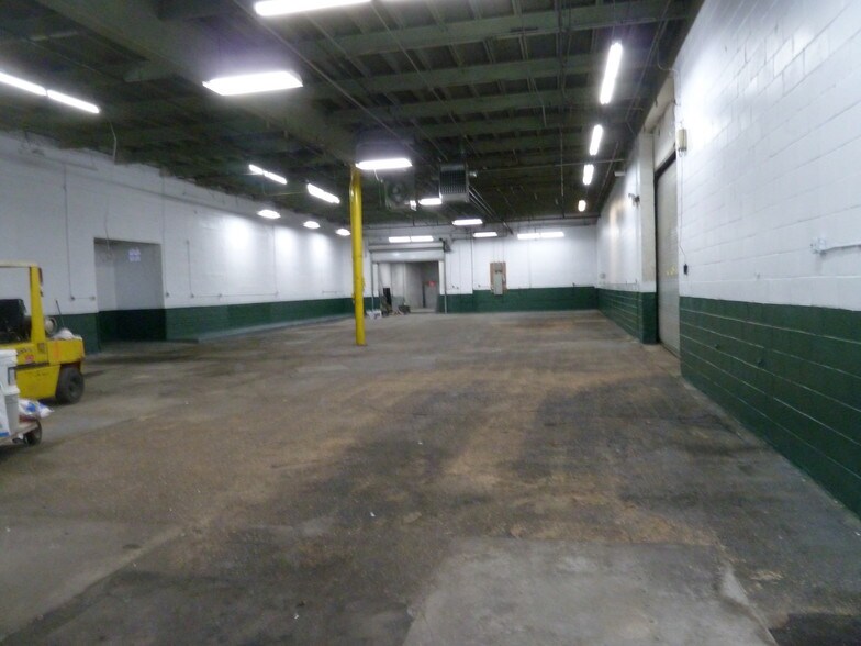 694 Atkins Ave, Brooklyn, NY à louer - Autre – Image 2 sur 4