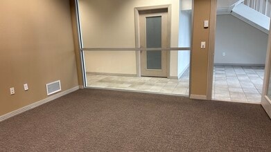 3051 Progress Way, Kaukauna, WI à louer Photo intérieure– Image 1 sur 2