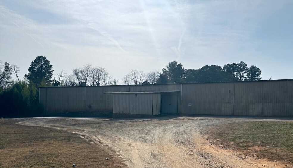 1713 Gregory Rd, Statesville, NC à louer - Photo principale – Image 1 sur 1