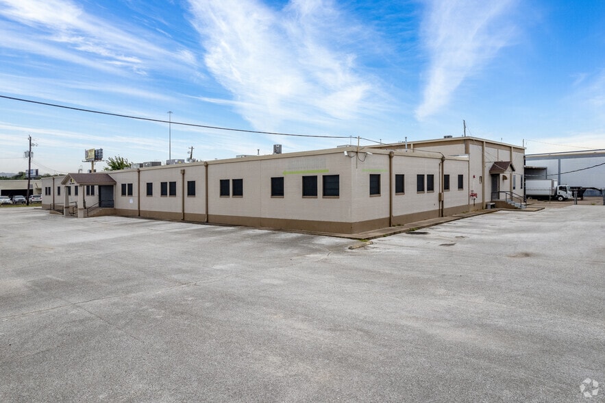 2425 Broad St, Houston, TX à louer - Photo principale – Image 1 sur 16