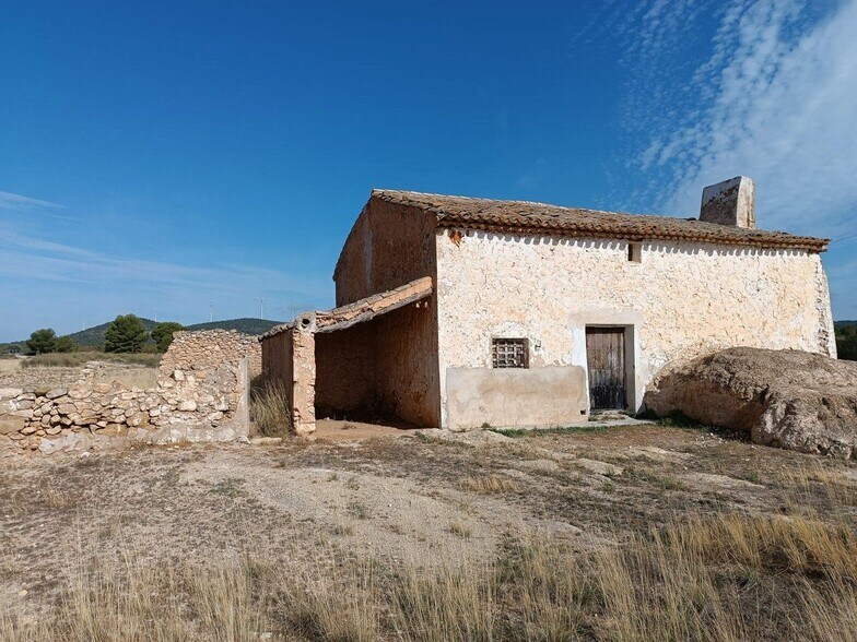 Terrain dans Yecla à vendre - Photo de l’immeuble – Image 2 sur 10
