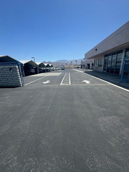 74875 Hovley Lane East, Palm Desert, CA à vendre - Photo principale – Image 1 sur 5