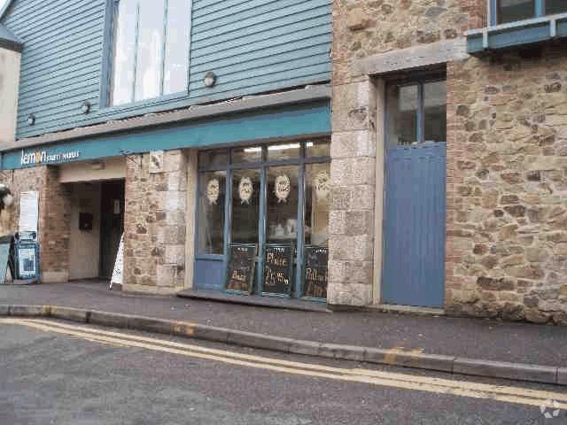 Lemon St, Truro à louer - Photo principale – Image 1 sur 2