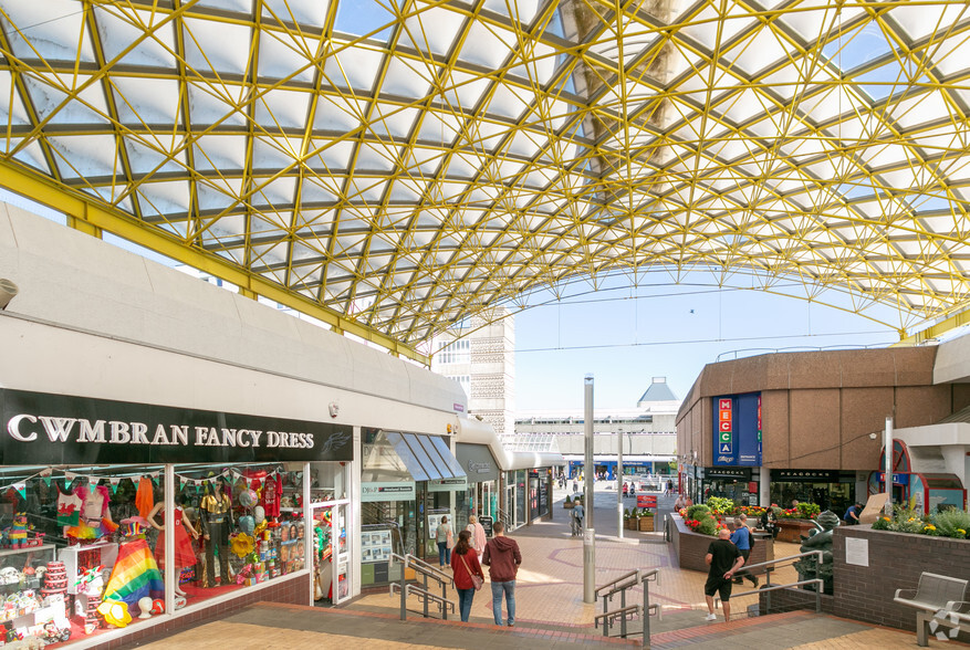 Cwmbran Shopping Centre, Cwmbran à louer - Photo de l’immeuble – Image 1 sur 1