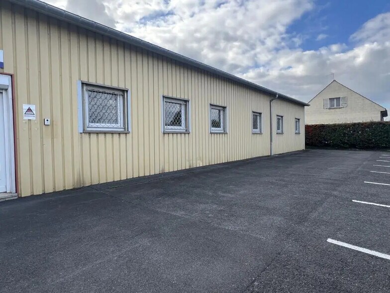 Industriel/Logistique dans Cormontreuil à louer - Photo de l’immeuble – Image 1 sur 8