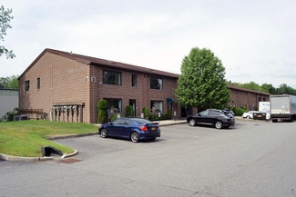 Plus de détails pour 401-405 Spook Rock Rd, Suffern, NY - Industriel/Logistique à vendre