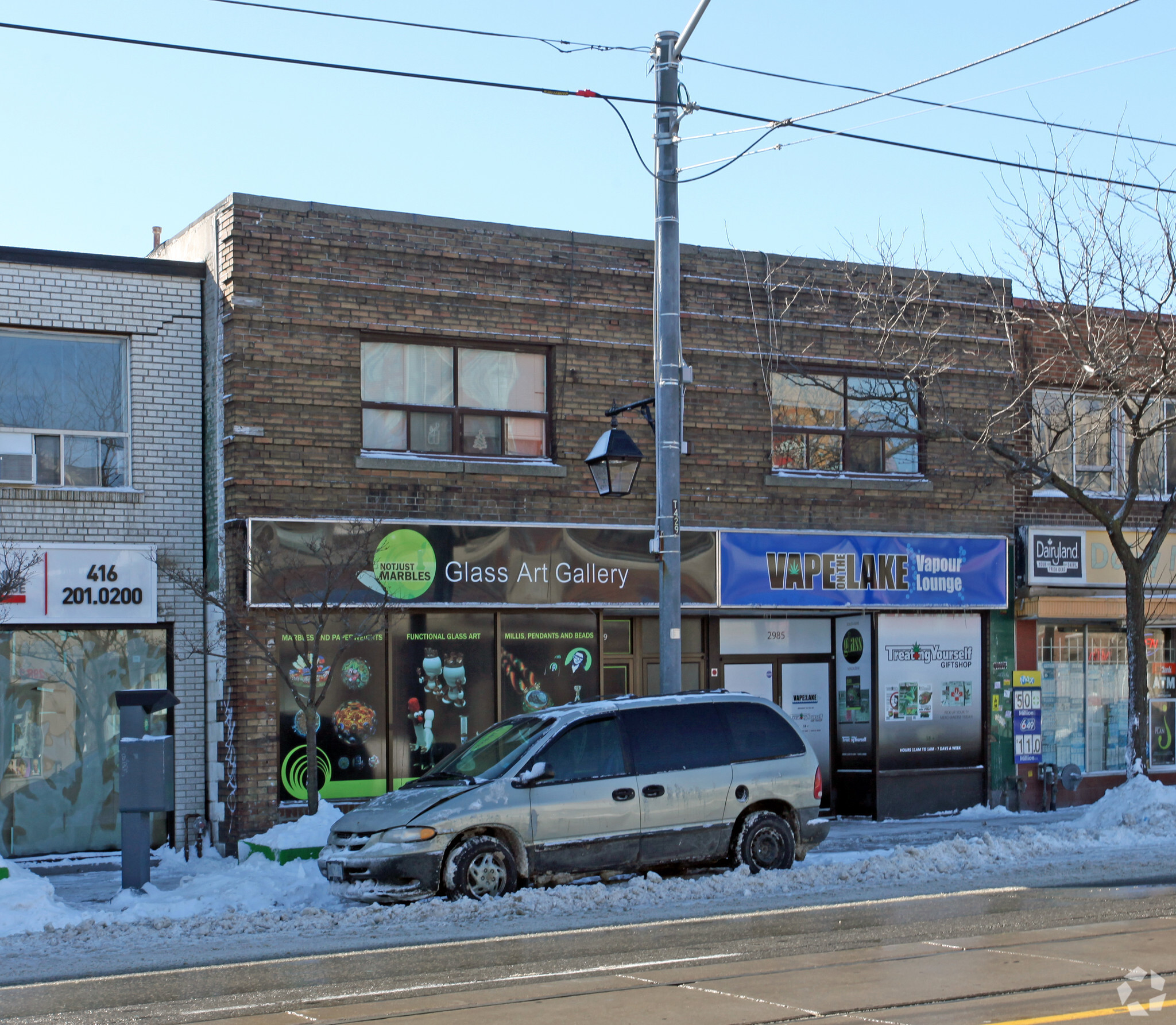 2979-2985 Lake Shore Blvd W, Toronto, ON à louer Photo principale– Image 1 sur 5