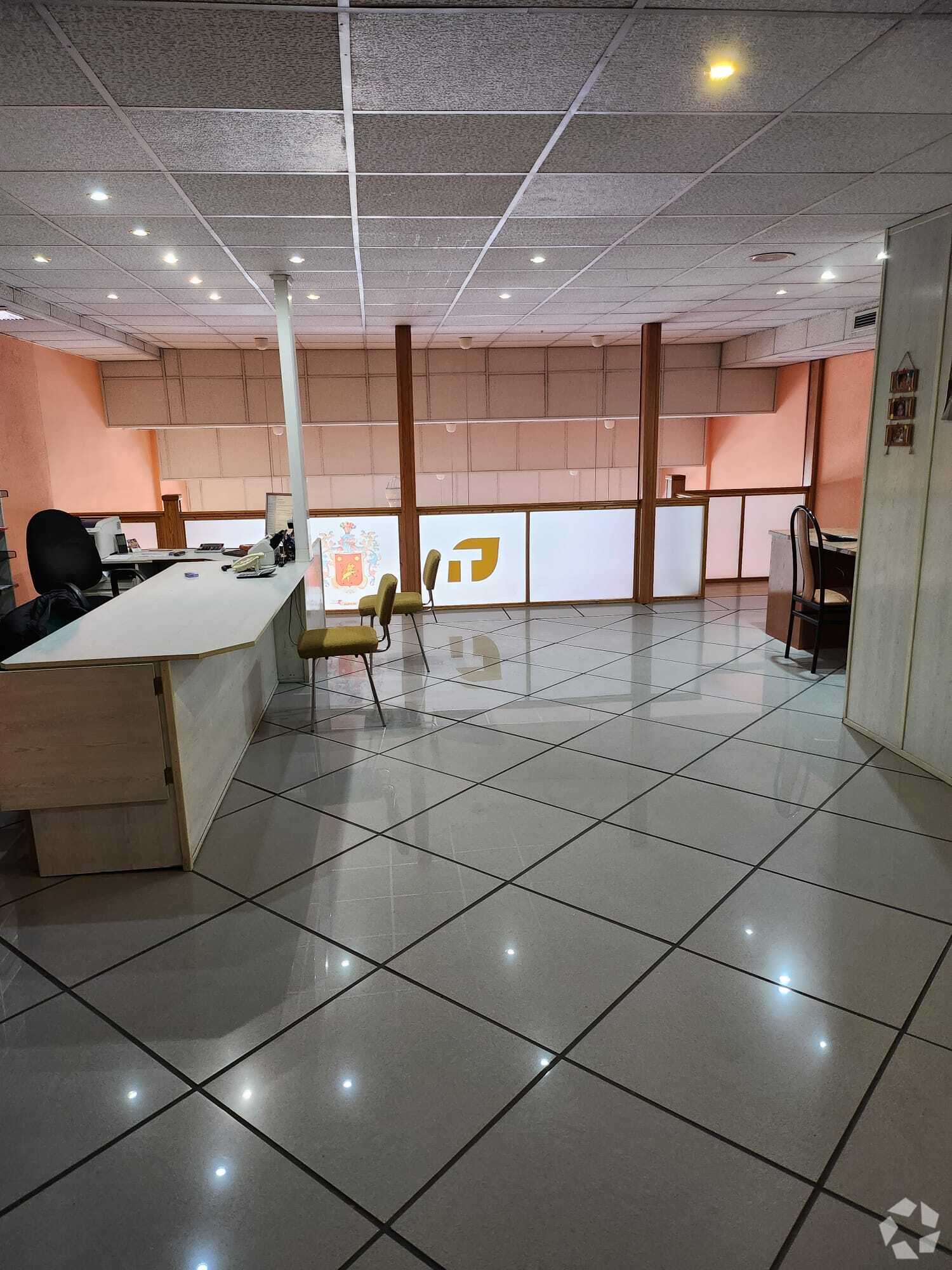 Local commercial dans Coslada, Madrid à louer Photo intérieure– Image 1 sur 1