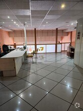 Local commercial dans Coslada, Madrid à louer Photo intérieure– Image 1 sur 1