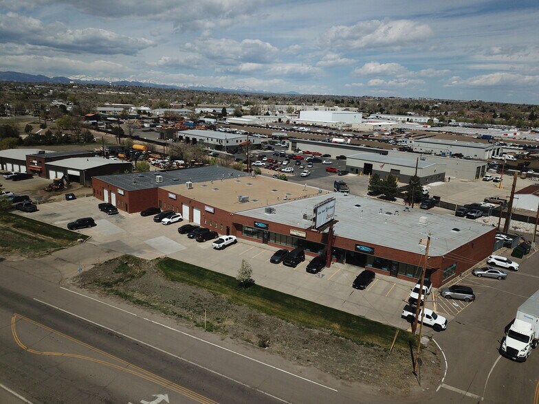 2655-2677 E Highway 224, Denver, CO à louer - Photo de l’immeuble – Image 3 sur 8