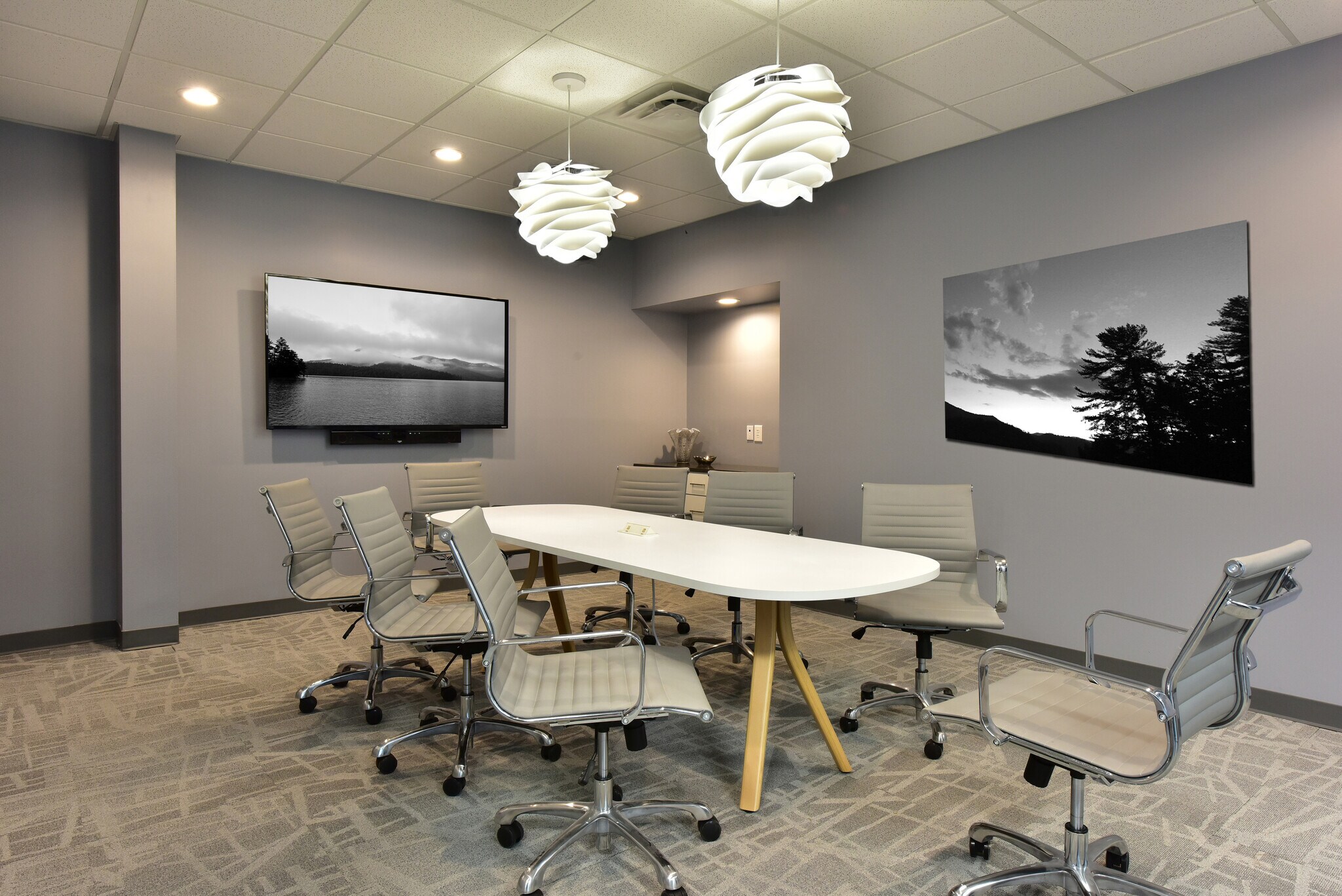 1155 Kildaire Farm Rd, Cary, NC à louer Photo principale– Image 1 sur 8