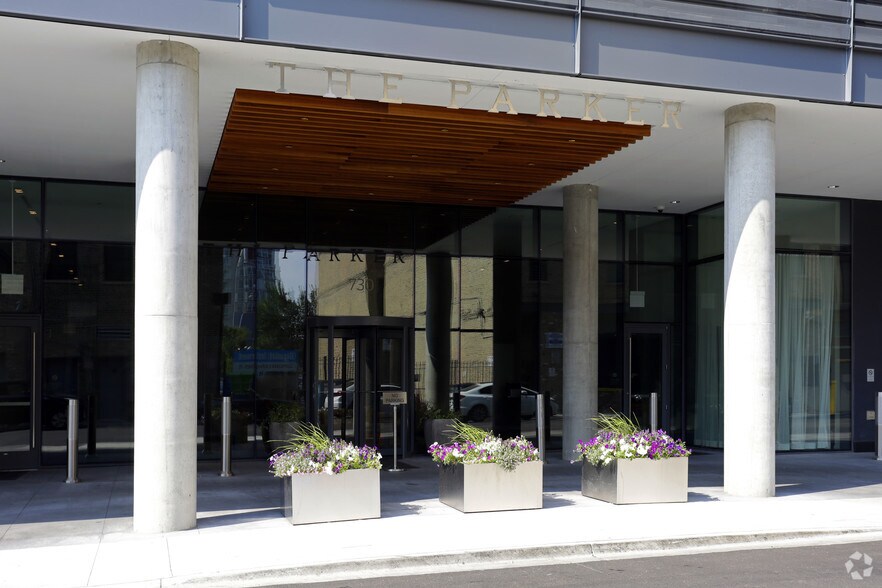 175 N Halsted St, Chicago, IL à louer - Photo de l’immeuble – Image 2 sur 47
