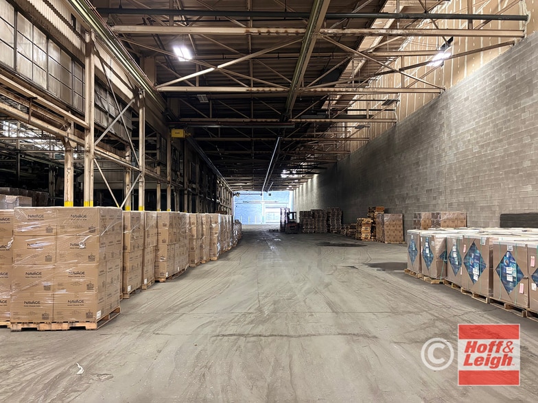 8500 Clinton Rd, Brooklyn, OH à louer - Photo intérieure – Image 3 sur 7