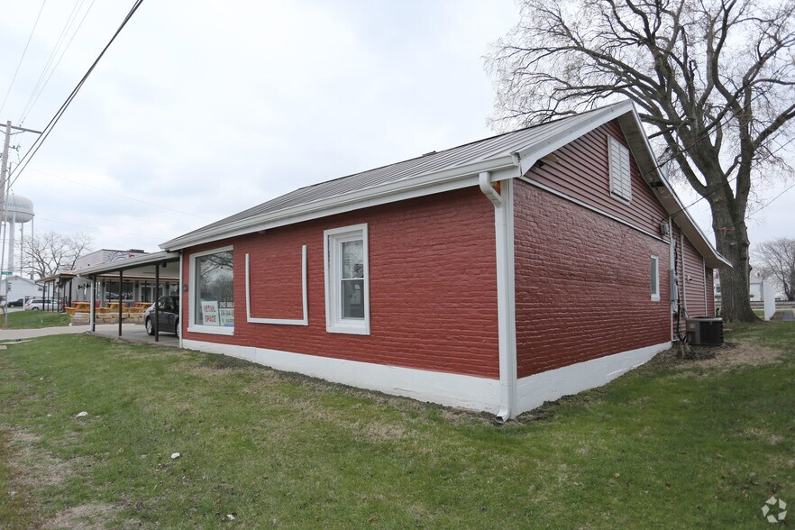 408 E Pearce Blvd, Wentzville, MO à louer - Photo de l’immeuble – Image 2 sur 2