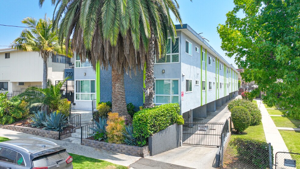 720 N Market St, Inglewood, CA à vendre - Photo de l’immeuble – Image 1 sur 12
