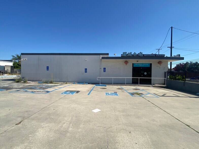 4520 Maine Ave, Baldwin Park, CA à vendre - Photo de l’immeuble – Image 2 sur 8