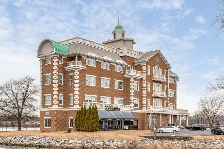 800 N State St, Dover, DE à louer - Photo principale – Image 1 sur 7