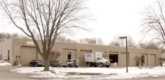 2023 NW 92nd Ct, Clive, IA à louer - Photo de l’immeuble – Image 3 sur 19