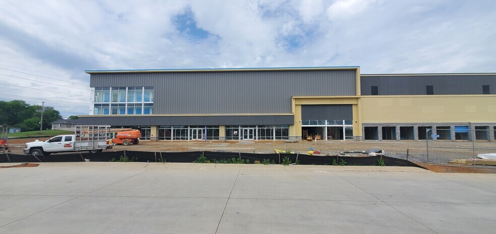1136 Middlesettlements Rd, Alcoa, TN à louer - Photo de l’immeuble – Image 3 sur 16