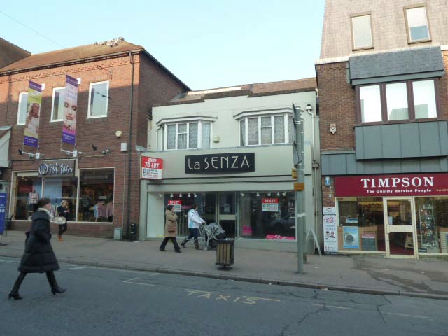 54-56 South Rd, Haywards Heath à louer - Photo principale – Image 1 sur 2
