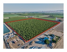 1660 Fruit Ave. Fruit Ave, Patterson, CA - Vue aérienne vue de carte - Image1