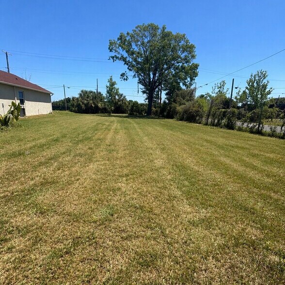 2500 56th st, Tampa, FL à vendre - Photo de l’immeuble – Image 3 sur 7