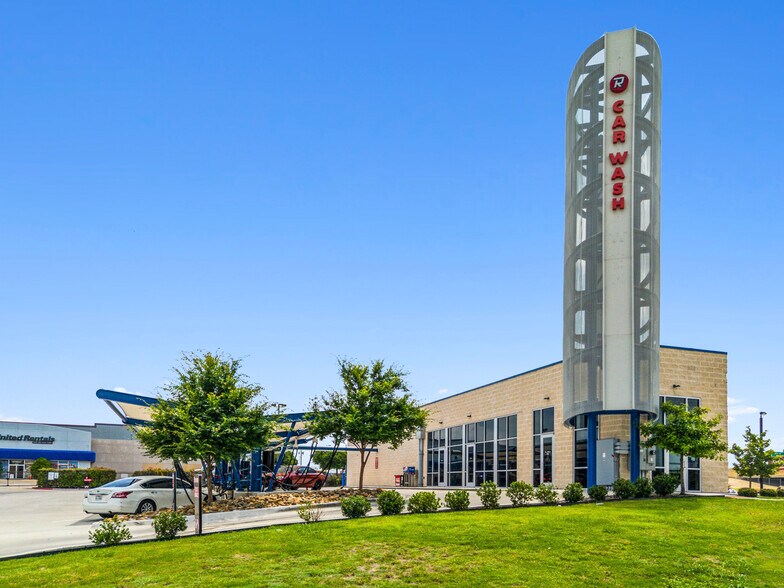 512 K Ave, Plano, TX à vendre - Photo de l’immeuble – Image 2 sur 11