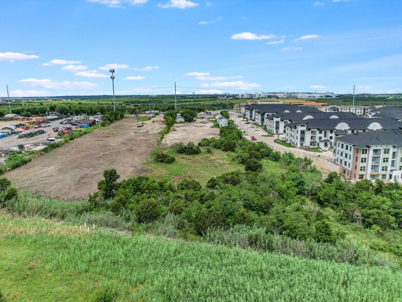 4840 Yager Ln, Manor, TX à vendre - Photo principale – Image 2 sur 15