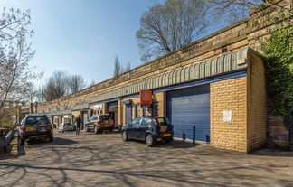Plus de détails pour Waterloo Rd, Stalybridge - Local d'activités à louer