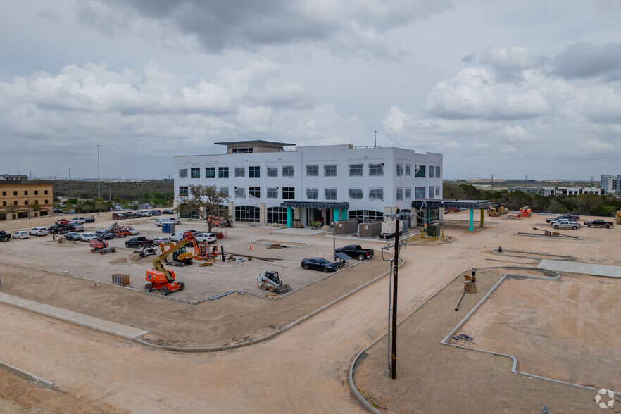 11123 Christus Hills, San Antonio, TX à louer - Photo de l’immeuble – Image 1 sur 2