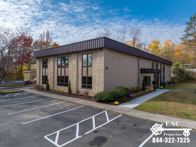 22 Commerce Rd, Newtown, CT à louer - Photo de l’immeuble – Image 3 sur 37