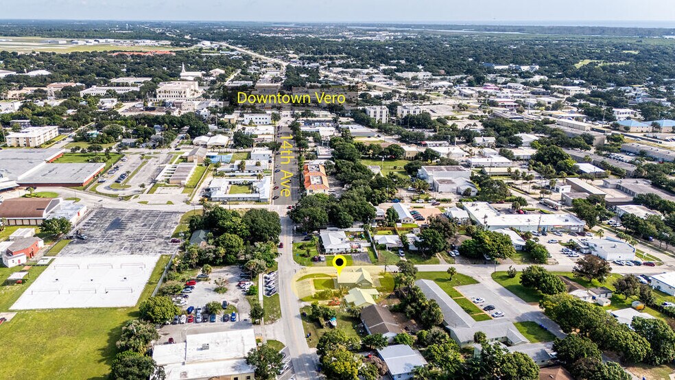 1766 14th Ave, Vero Beach, FL à vendre - Photo de l’immeuble – Image 3 sur 69