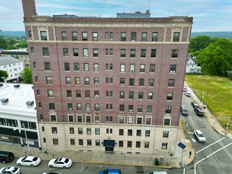 Grove & Harrison Portfolio portefeuille de 2 biens à vendre sur LoopNet.fr - Photo de l’immeuble – Image 3 sur 6