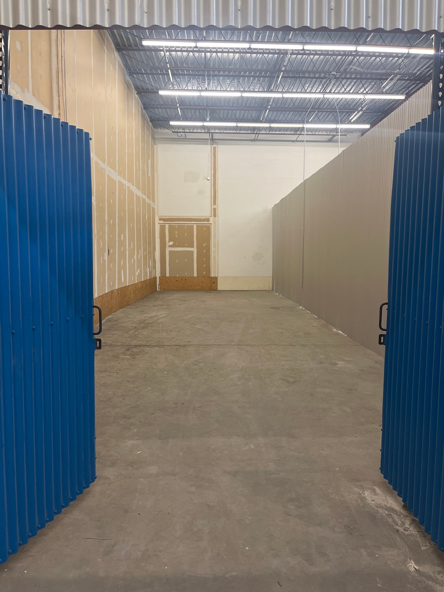 3341 75th Ave, Landover, MD à louer Photo intérieure– Image 1 sur 1