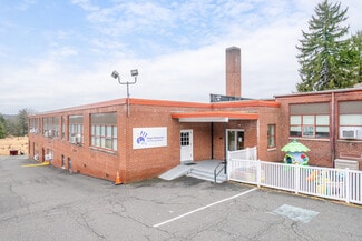Plus de détails pour 3000 Main St, Green Lane, PA - Local commercial à louer