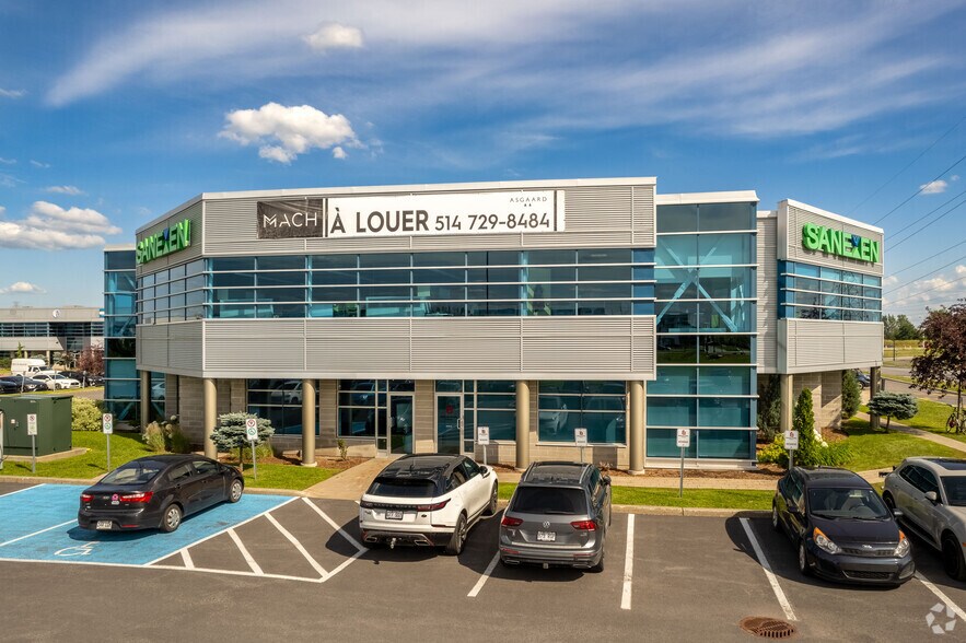9935 Rue de Châteauneuf, Brossard, QC à louer - Photo de l’immeuble – Image 3 sur 7