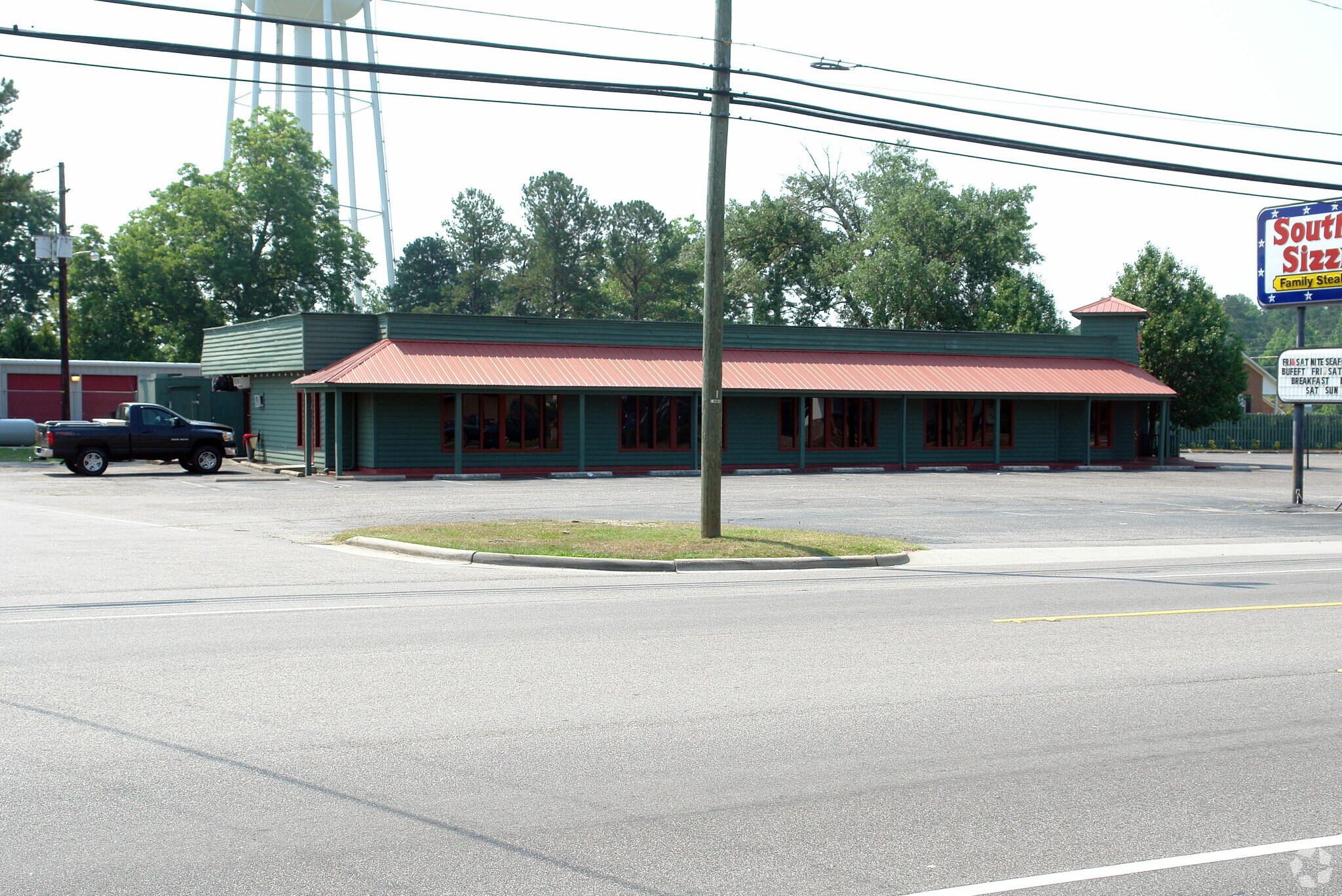 1405 S Madison St, Whiteville, NC à vendre Photo principale– Image 1 sur 27