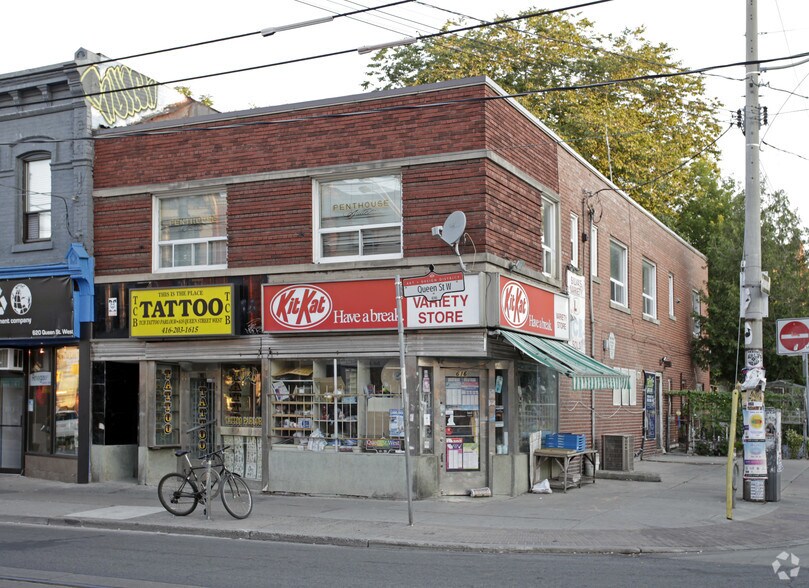 616-618 Queen St W, Toronto, ON à louer - Photo de l’immeuble – Image 3 sur 4