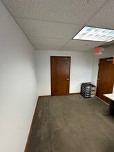 4300 Biscayne Blvd, Miami, FL à louer Photo intérieure– Image 2 sur 12