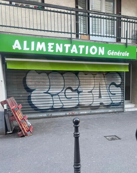 Local commercial dans Paris à louer - Photo de l’immeuble – Image 2 sur 2